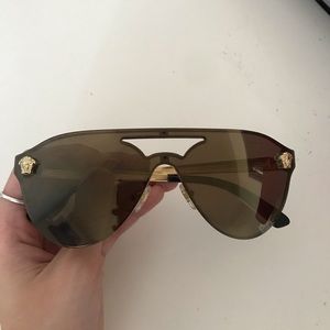 Black Glam Medusa Sunglasses